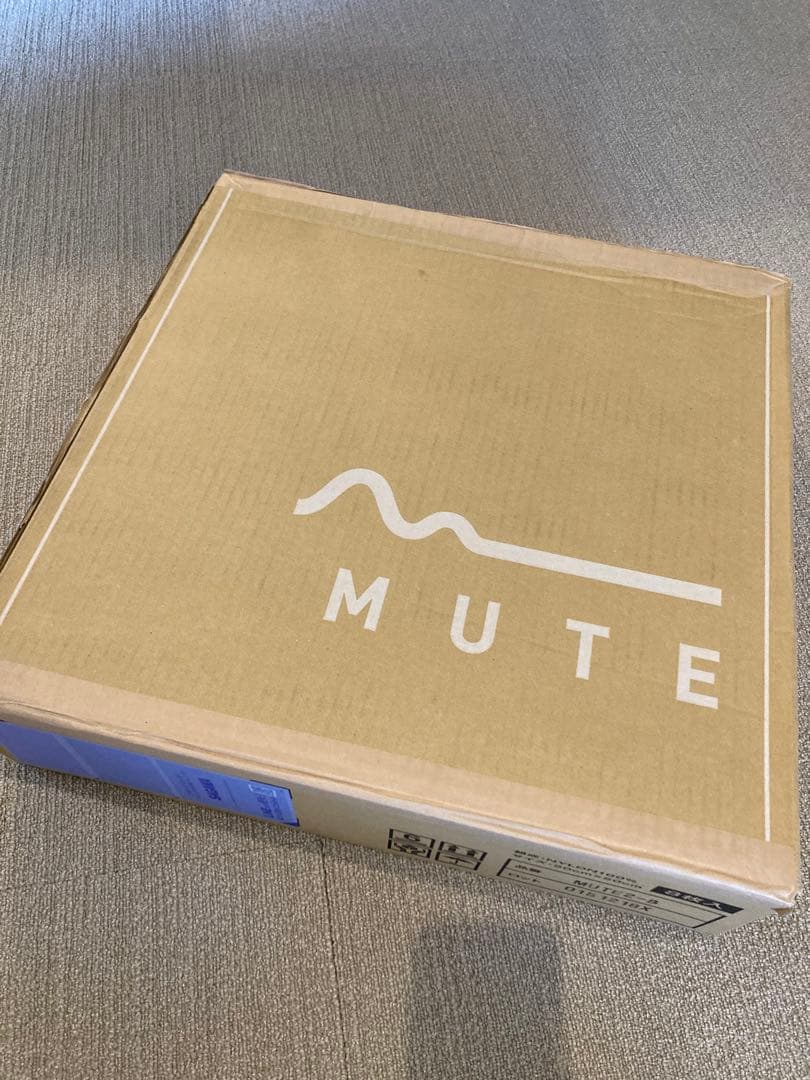 防音専科 MUTE ベージュ　未開封　8枚入り