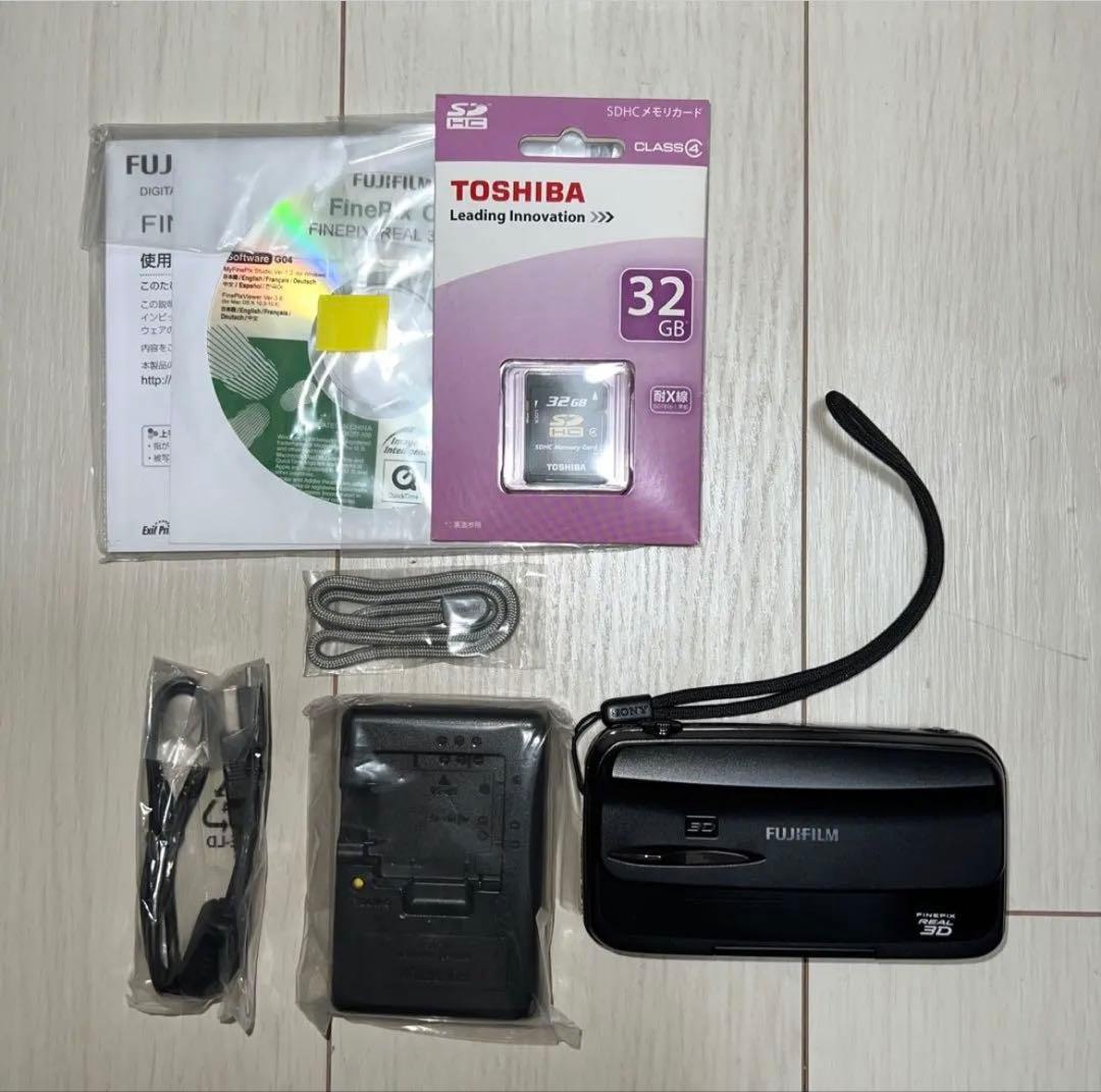 FUJIFILM REAL 3Dカメラ 32GB SDカード付 【動画機能不可】