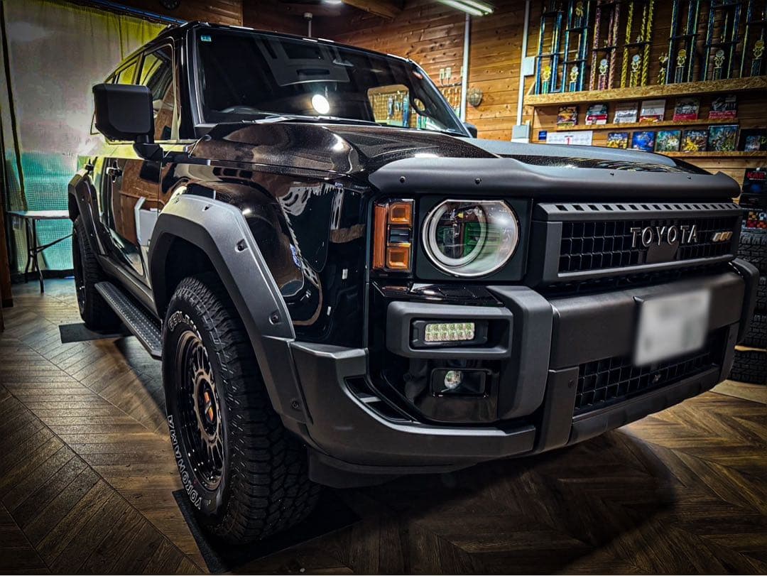 ランドクルーザー250 グリル　リア　ロアバンパー　ラプターライナー塗装