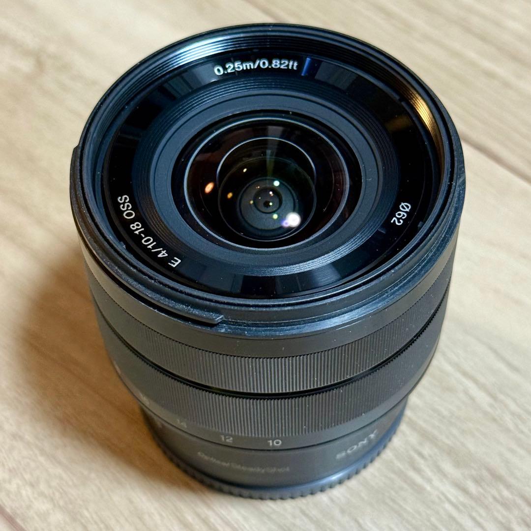 SONY E 10-18mm F4 OSS レンズ