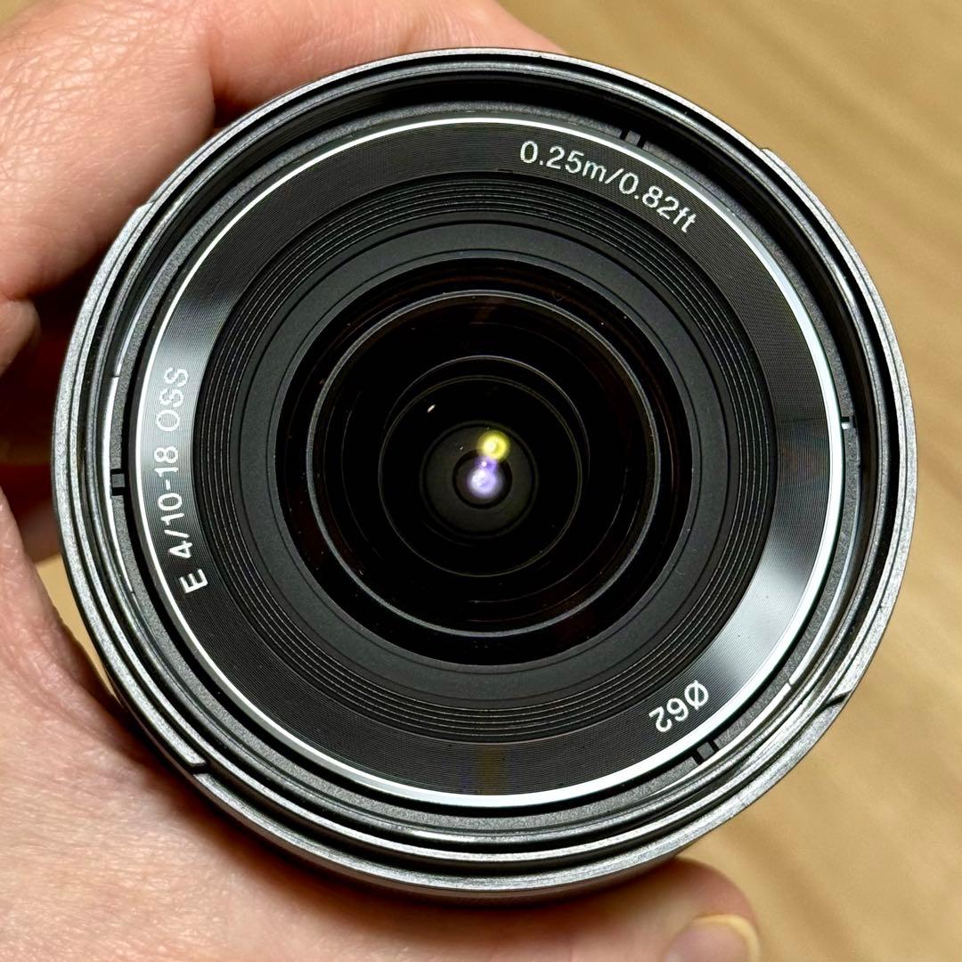 SONY E 10-18mm F4 OSS レンズ