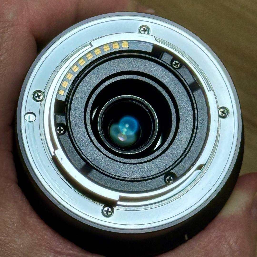 SONY E 10-18mm F4 OSS レンズ