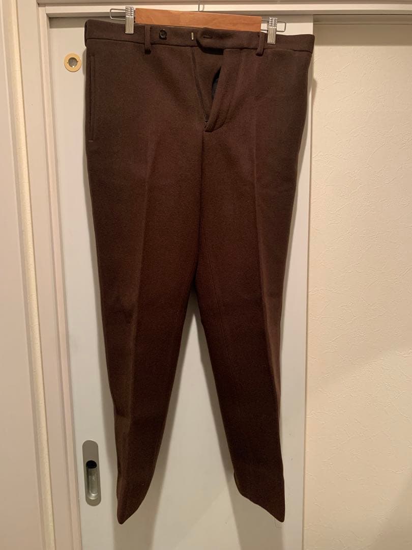 新年セールpradaのパンツ