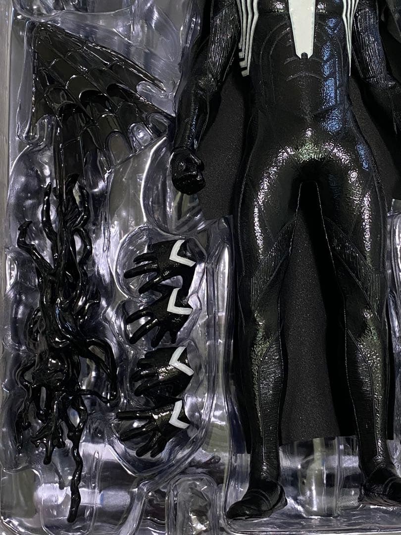 ホットトイズ スパイダーマン ピーターパーカー シンビオートスーツ marvel