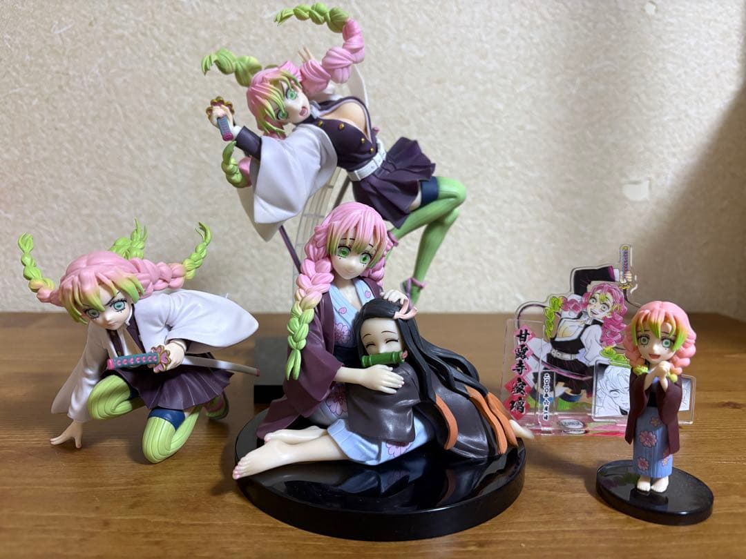 鬼滅の刃　甘露寺蜜璃フィギュアセット