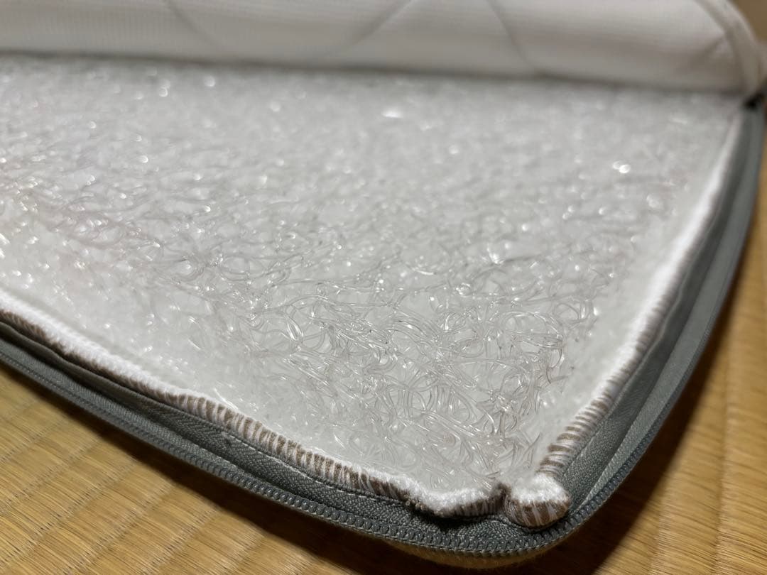 美品エアウィーブ 敷ふとん肩やわ　シングル