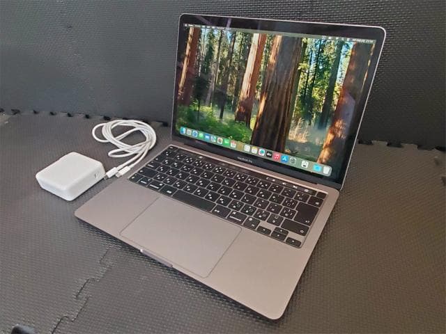 MacBook Pro 13インチ Apple M2チップ MNEH3J/A