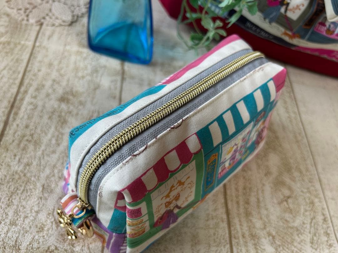 とんみ♡パリの街並みウィンドウショッピング猫ちゃん