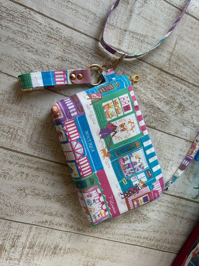 とんみ♡パリの街並みウィンドウショッピング猫ちゃん