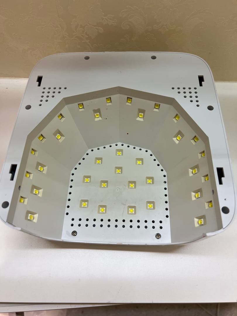 リクライニングチェア＆LEAFGEL PREMIUM コードレスLEDライト