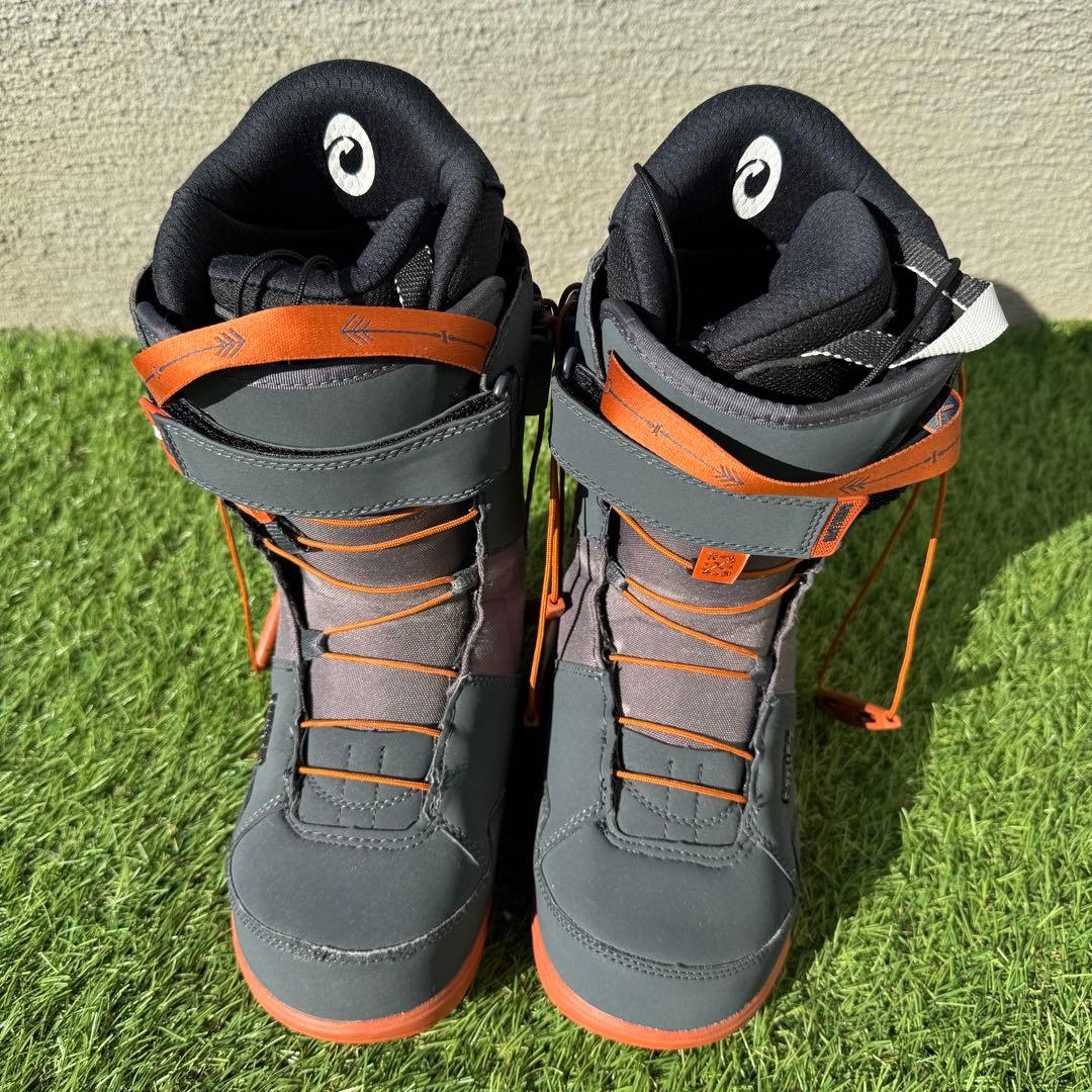 DEELUXE ID Lara 23.5cm スノボブーツ　レディース