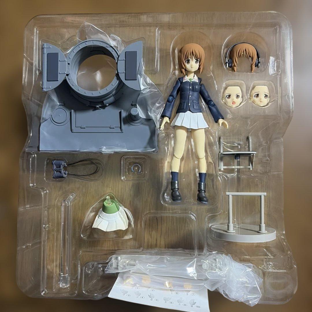 【中古・日焼け】figma ガルパン　西住みほ＆武部沙織＆五十鈴華＆冷泉麻子