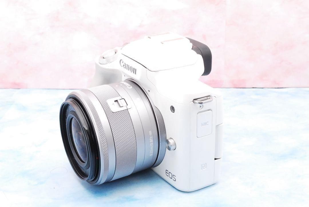 Canon EOS Kiss M☆高性能コンパクトミラーレス☆スマホ転送OK