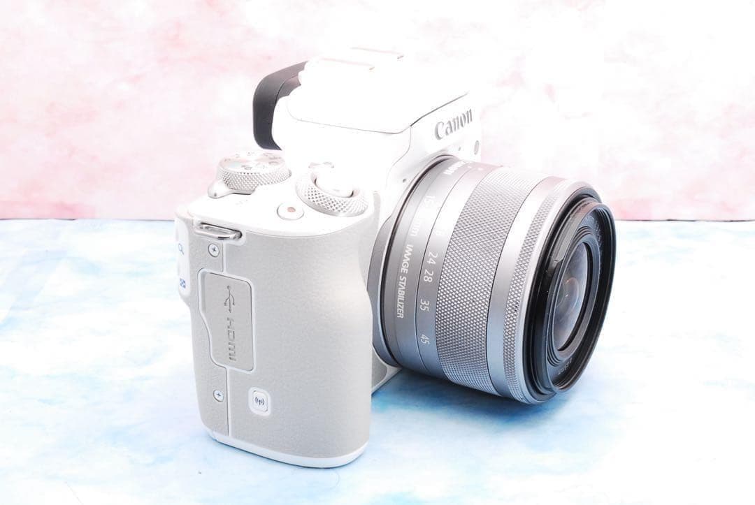 Canon EOS Kiss M☆高性能コンパクトミラーレス☆スマホ転送OK