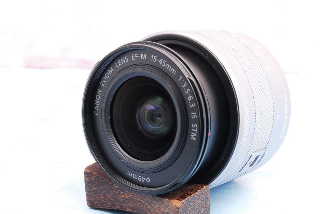 Canon EOS Kiss M☆高性能コンパクトミラーレス☆スマホ転送OK