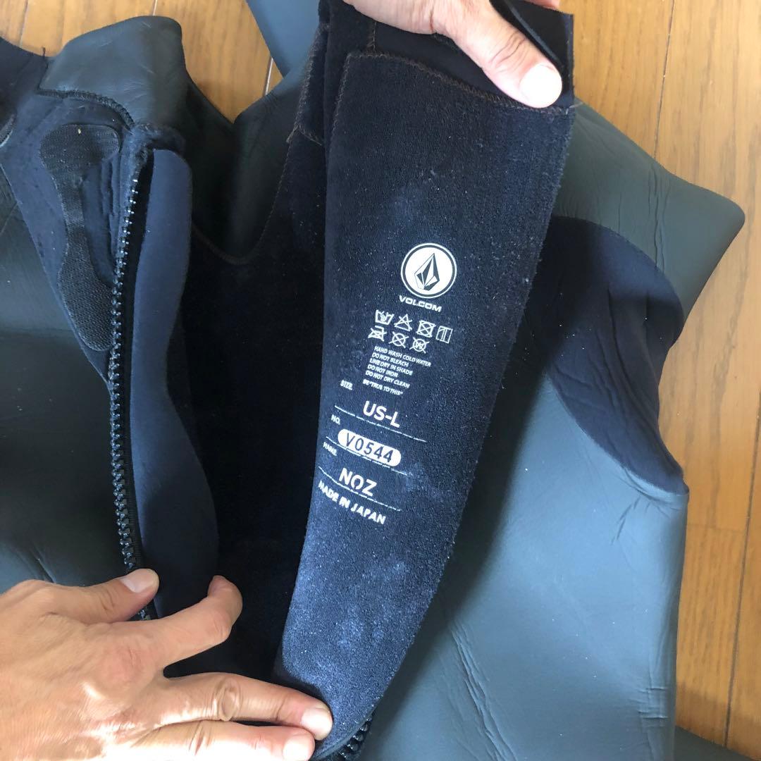 レア⭐︎Volcom ボルコム セミドライスーツ 4✖️3 USLサイズ メンズ