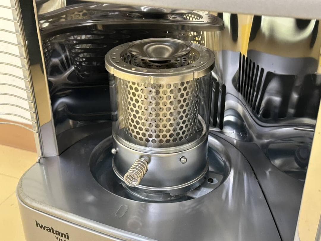★★美品★★Iwatani イワタニ 自然通気形開放式石油ストーブ YH-24