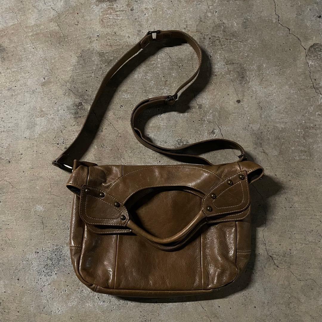 Y2K グランジ スタッズ 本革レザー ショルダーバッグ アーカイブ ギミック