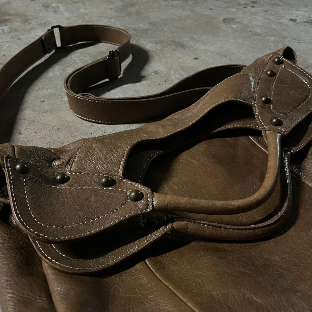 Y2K グランジ スタッズ 本革レザー ショルダーバッグ アーカイブ ギミック