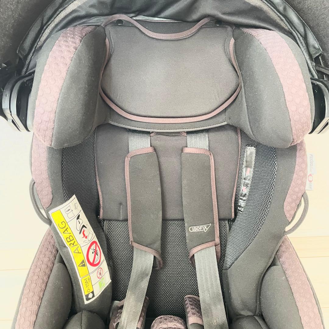 アップリカ　フラディアグロウ　ISOFIX 360 セーフティ　チャイルドシート