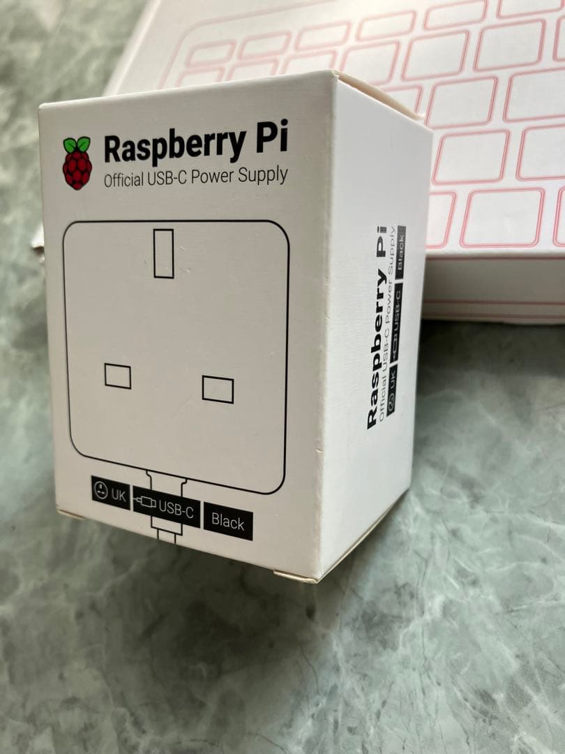 ベアボーン・キット Raspberry Pi 4