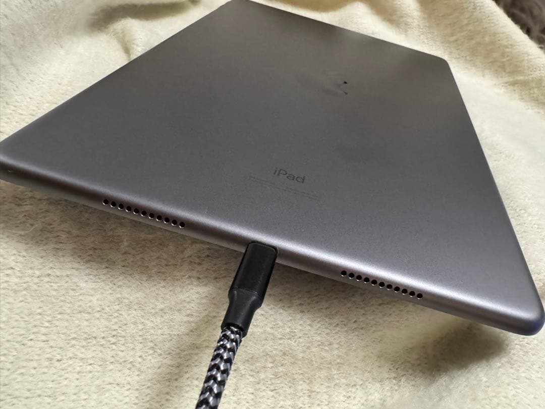 【完動品】iPad Air 第3世代　64GB Wi-Fiモデル スペースグレイ