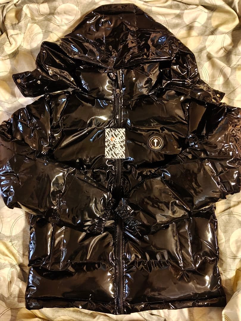 値下げ考える君 TRAPSTAR ブラックダウンジャケット Sサイズ