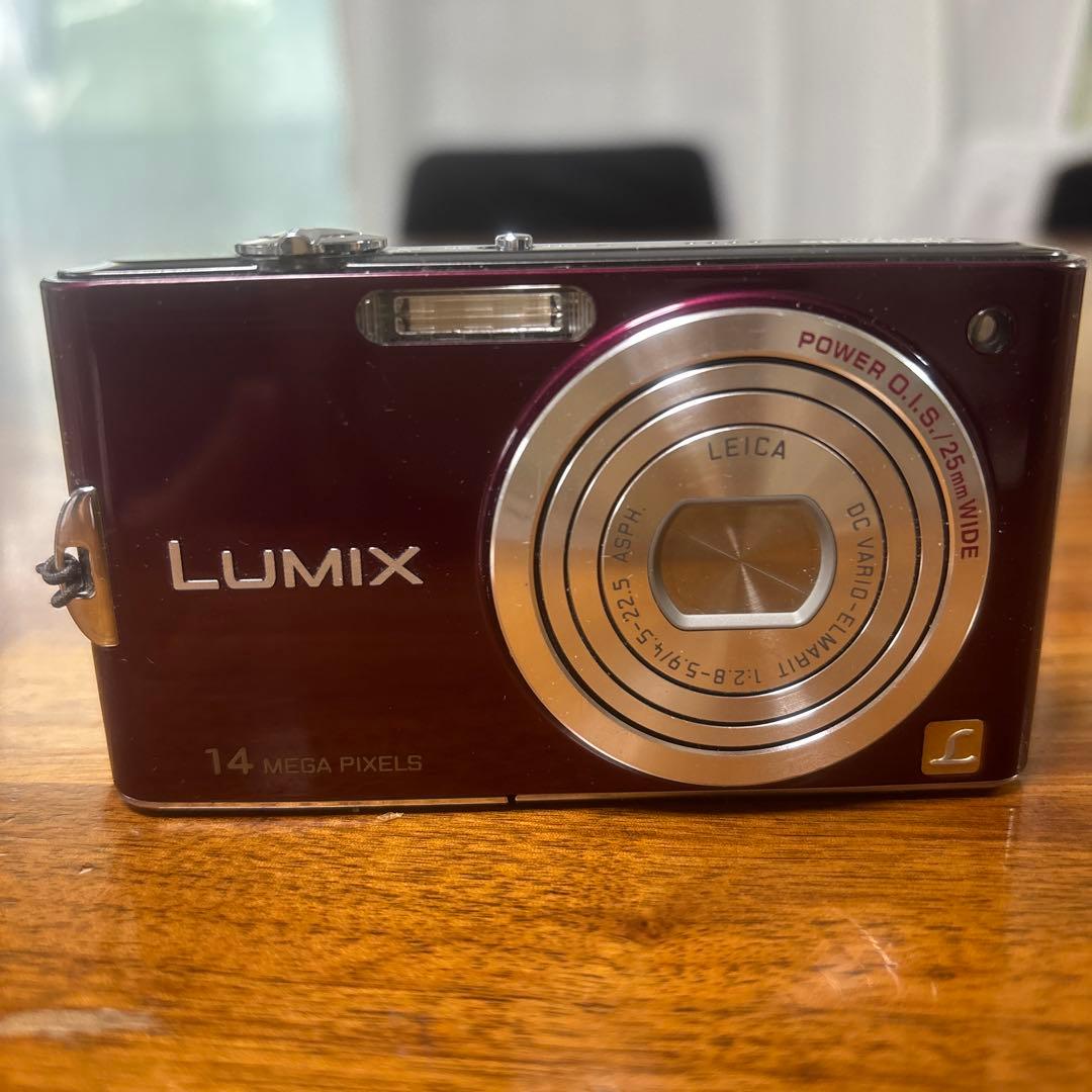 デジカメ　Panasonic DMC-FX66
