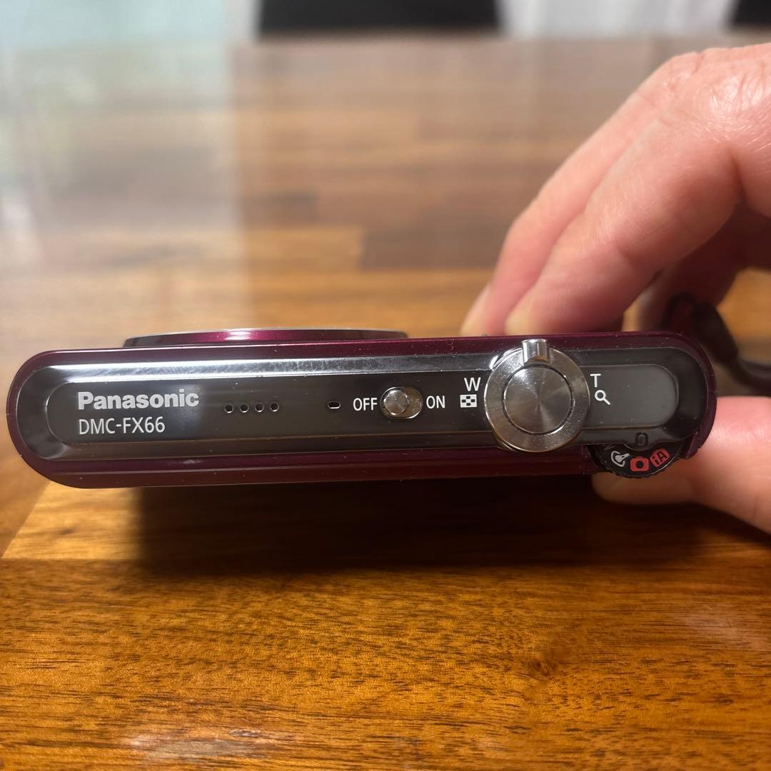 デジカメ　Panasonic DMC-FX66