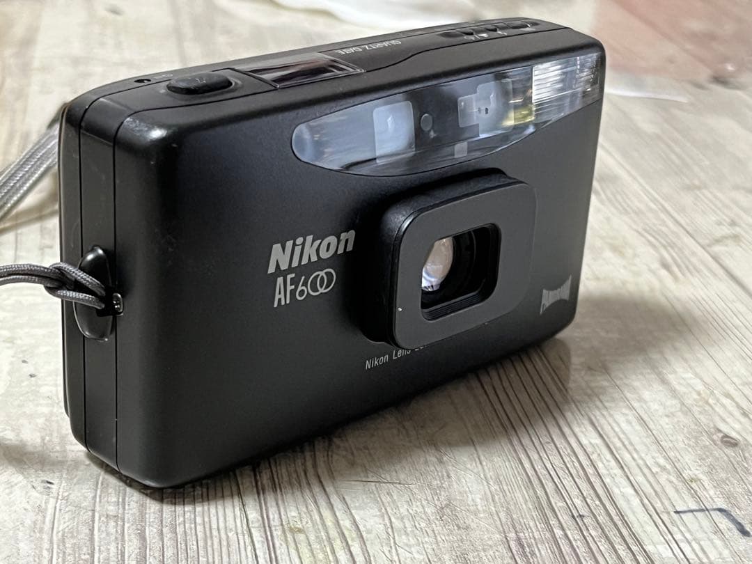 Nikon AF600 コンパクトフィルムカメラ