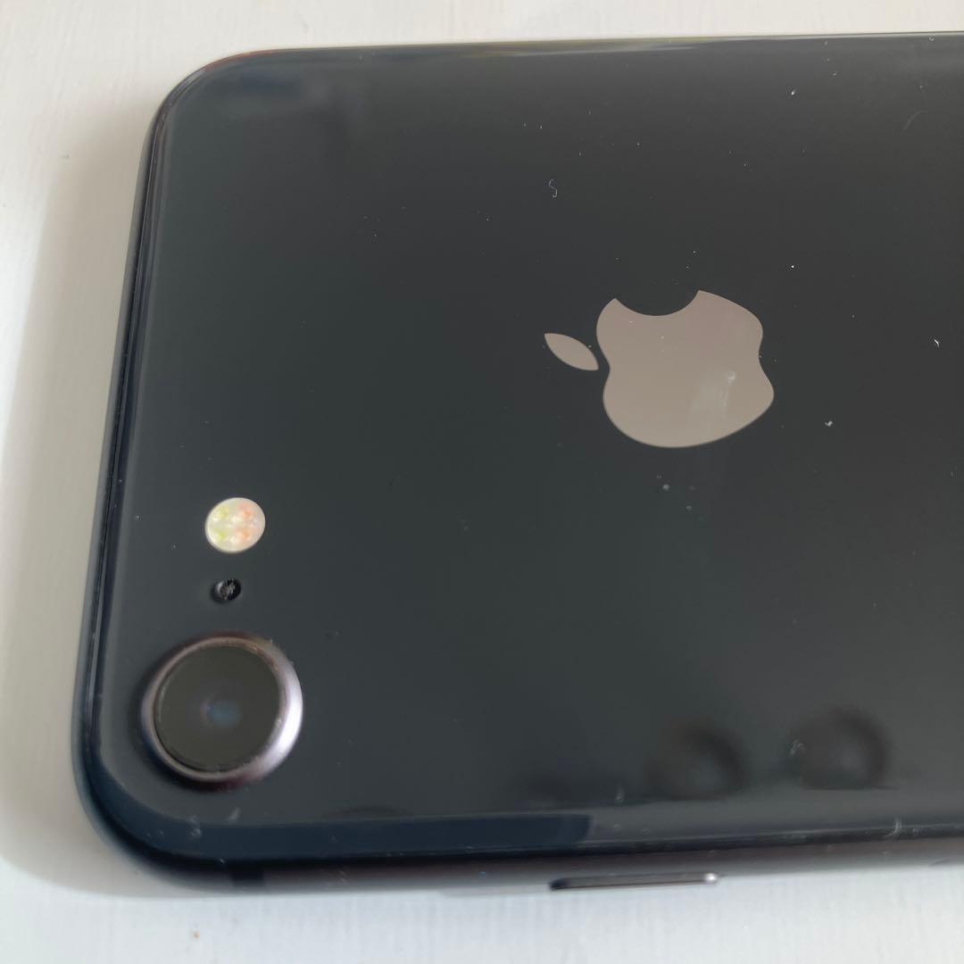 Apple iPhone 8ブラック