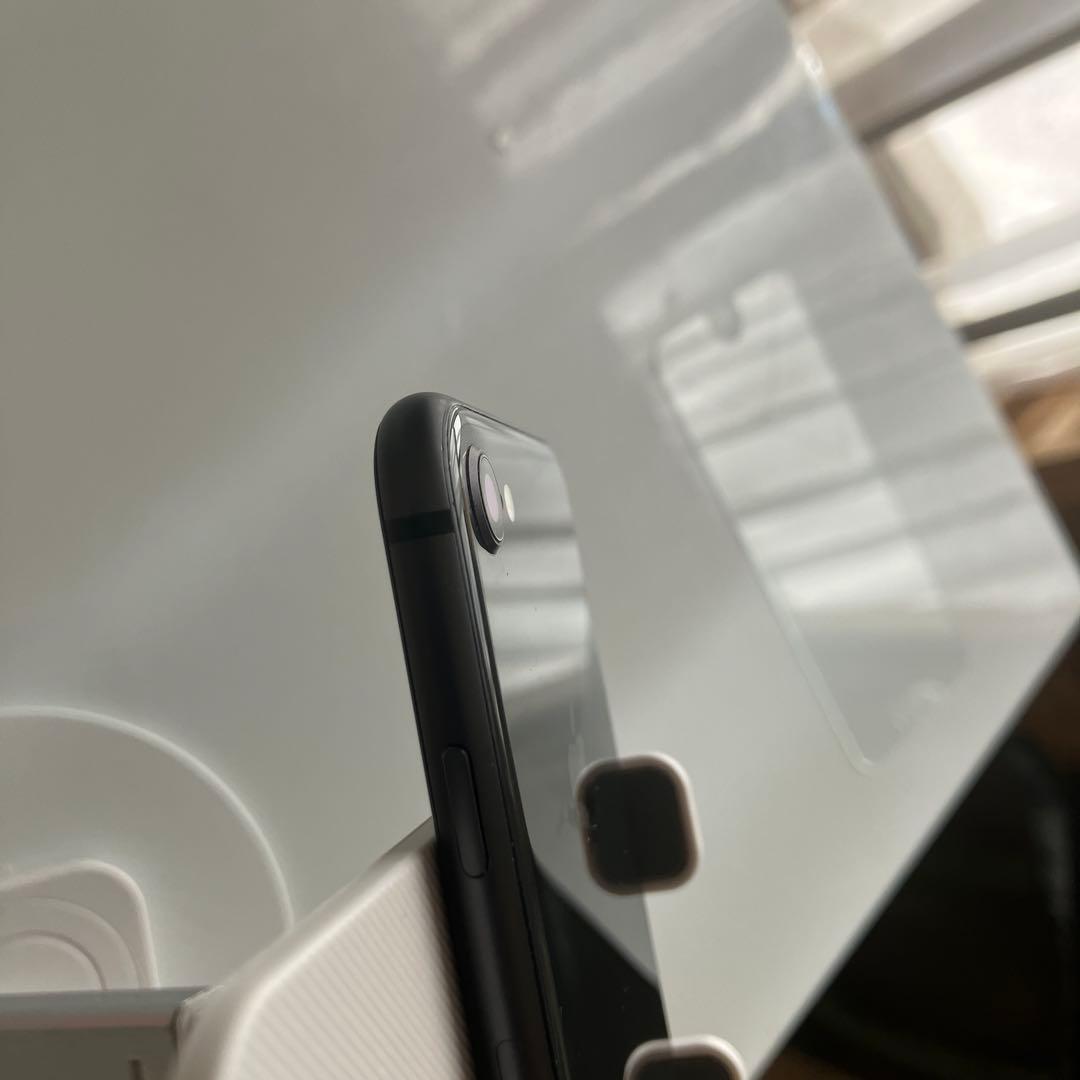 Apple iPhone 8ブラック