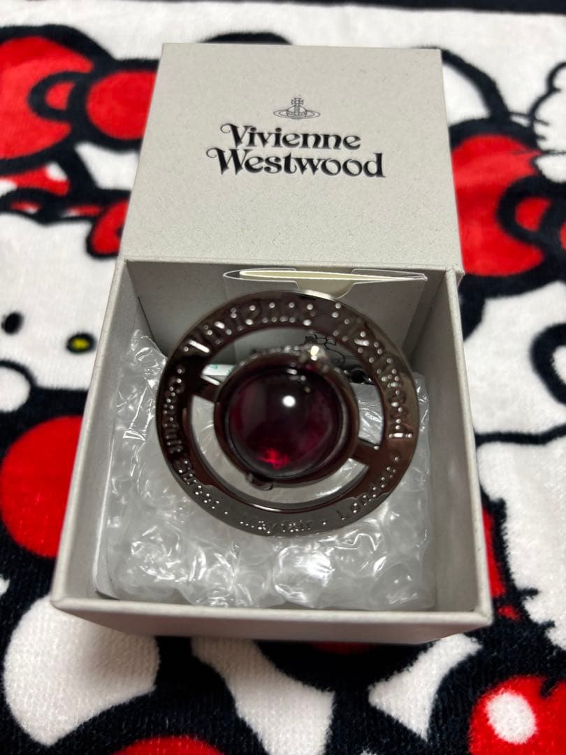 Vivienne Westwood リング型ネックレス