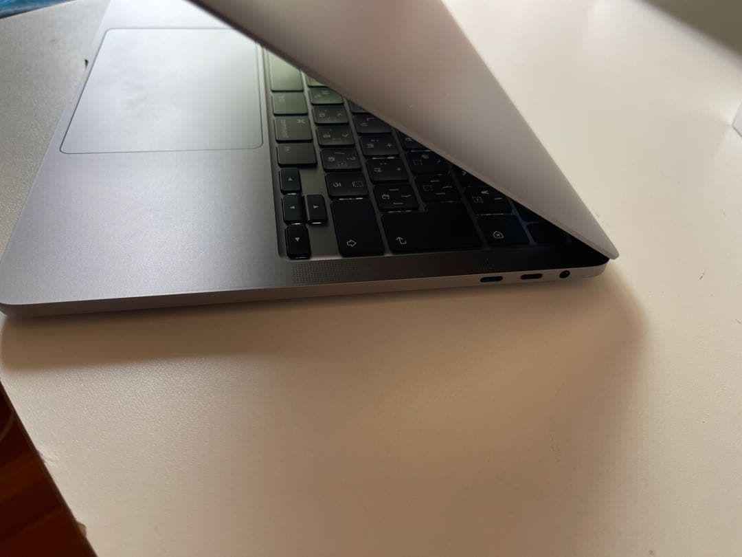 Apple MacBook Pro 13インチ (2020) 本体 ssd1T