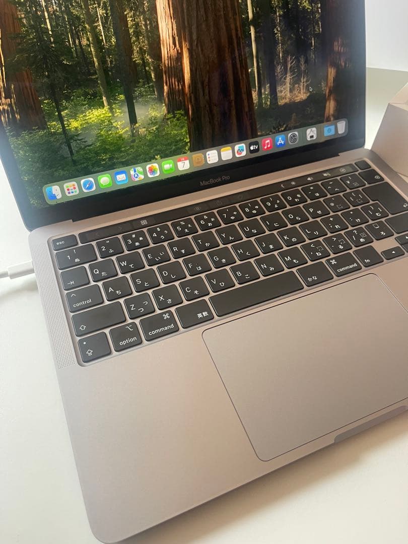 Apple MacBook Pro 13インチ (2020) 本体 ssd1T