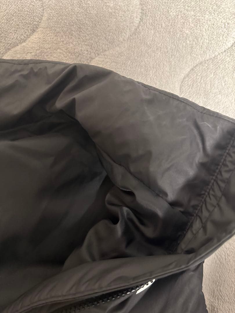 Nike ダウンベスト