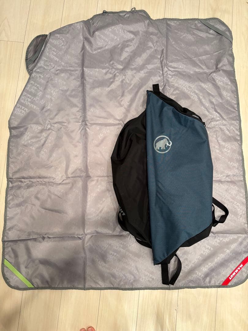 MAMMUT リュック ブラック/ブルー