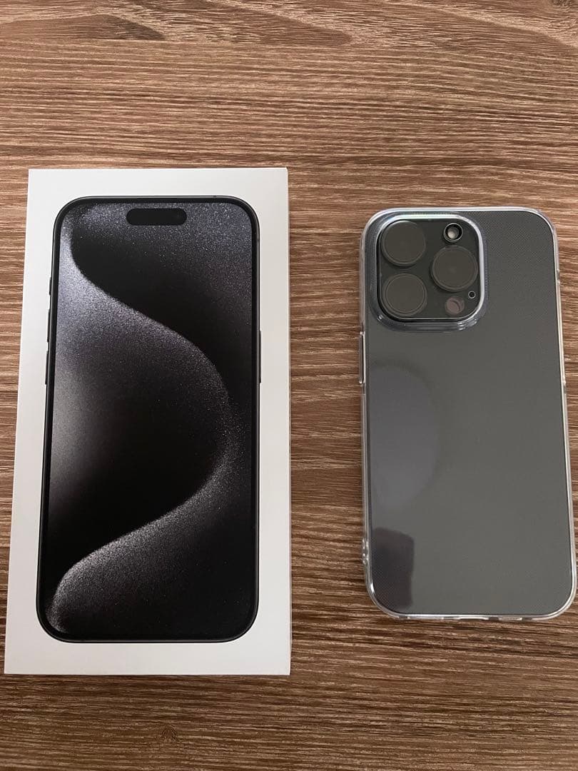 美品 iPhone15pro128GB ブラックチタニウム