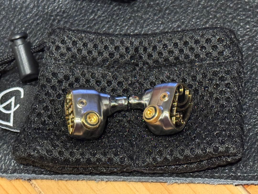 イヤホン Campfire Audio Solaris Stellar Horizon