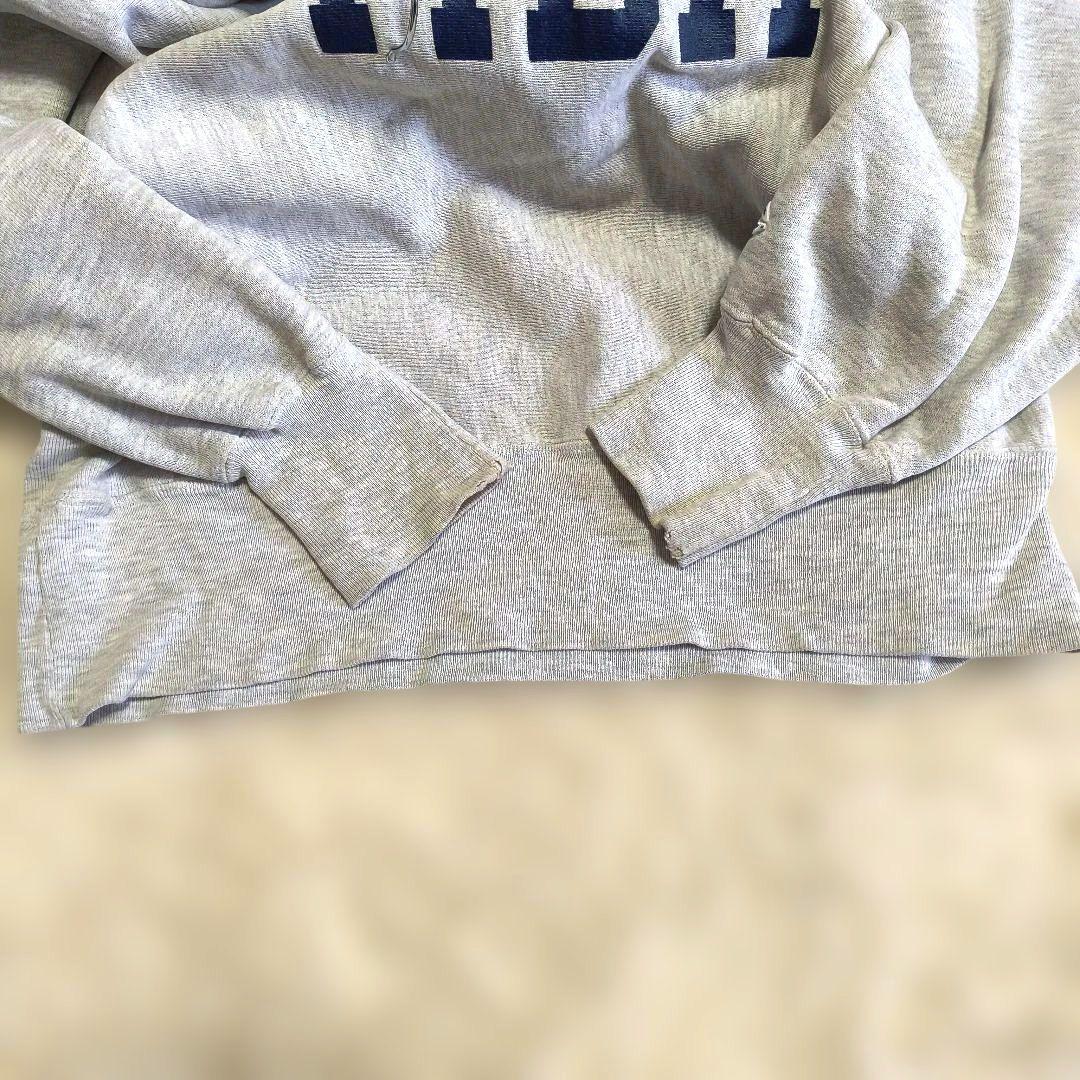 チャンピオン　リバースウィーブ　刺繍タグ