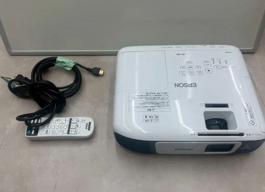 美品EPSON EB-U42 フルHD 3600lmWi-Fi対応
