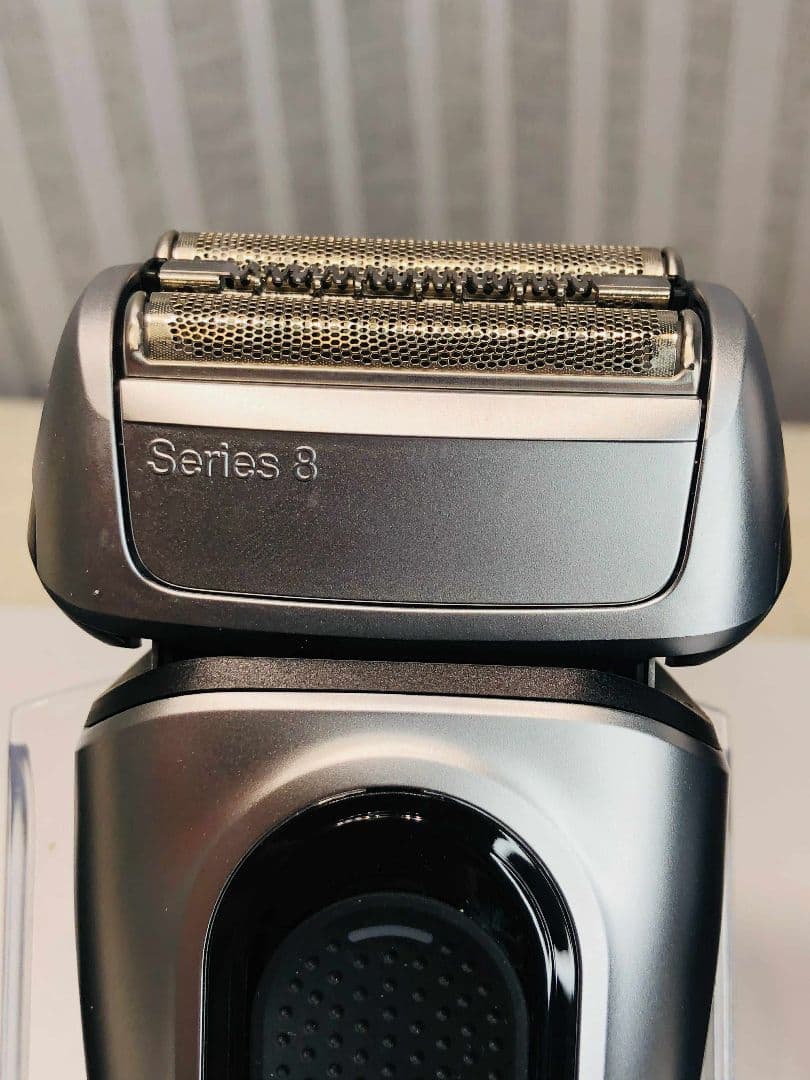 【未使用に近い】Braun S8 8567cc−Vシェーバー ブラウンシリーズ