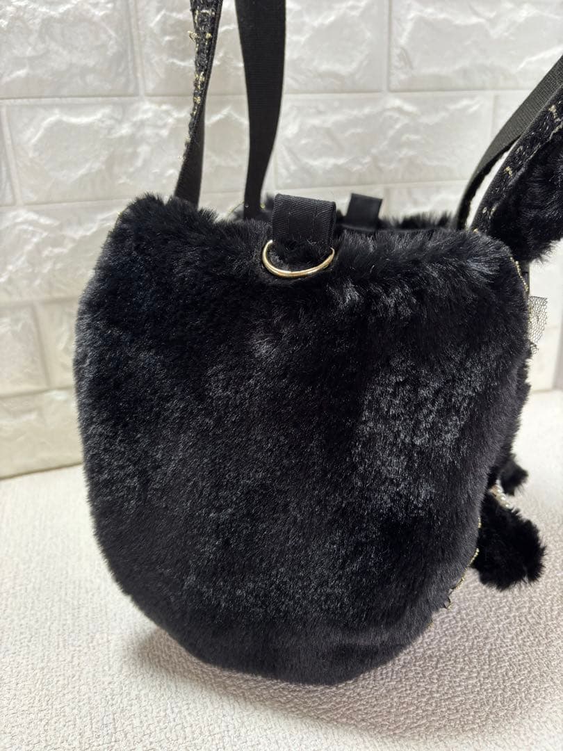 黒*こ様 コヤンイサムチョン　ハンドメイド　ファーバッグ　黒　サンダーちゃん　ツ