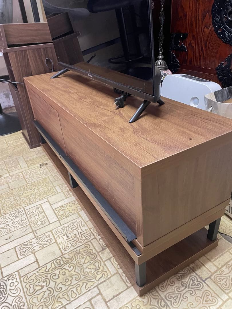 宮城県　伸縮　テレビ台