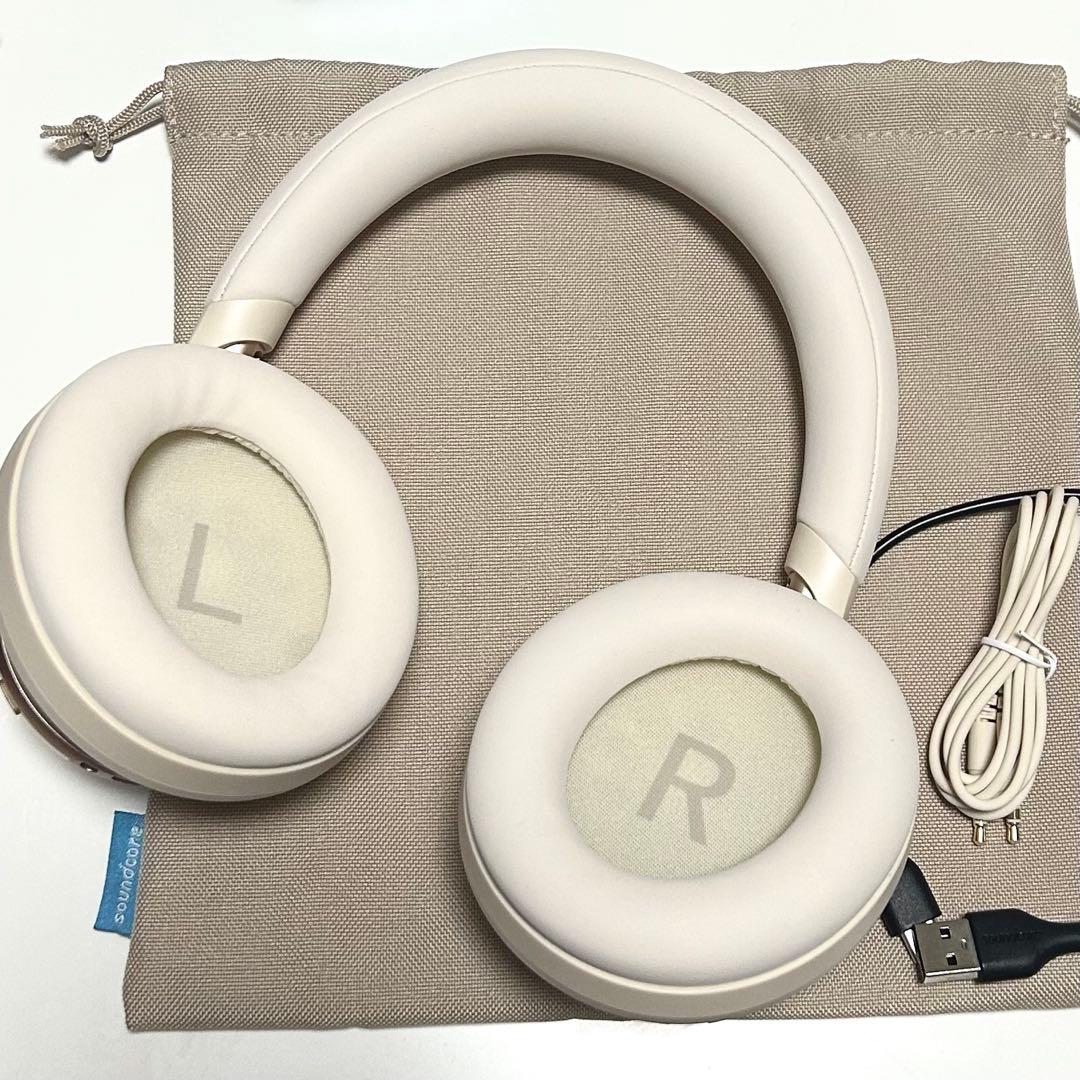 アンカー ワイヤレスヘッドホン 今月購入したばかりの新品未使用✨️