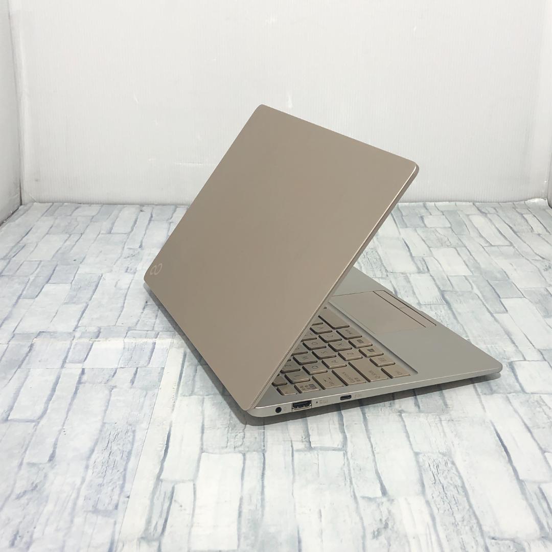 ノートパソコン本体 第11世代Core i5/SSD256GB/8GB搭載