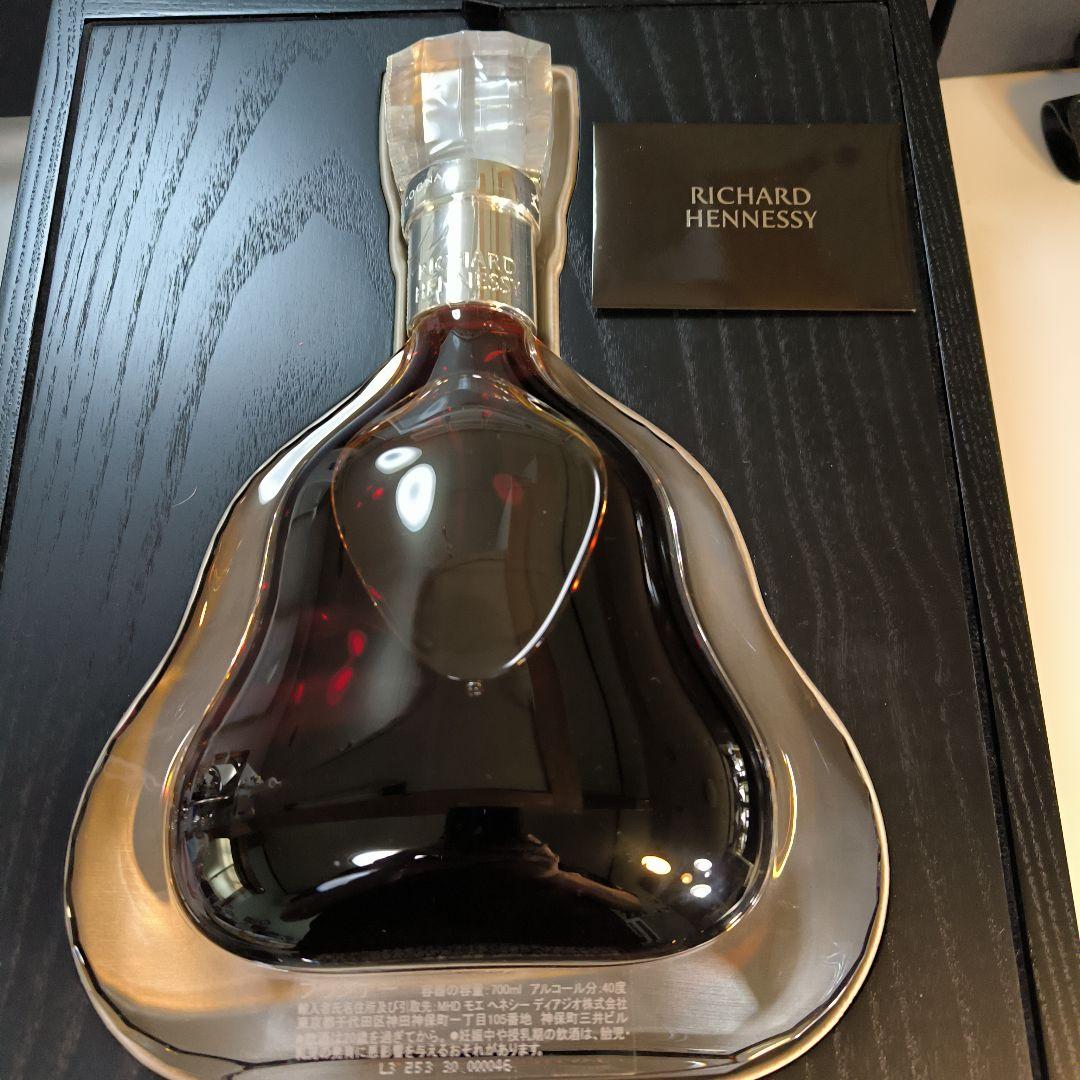 こだ 正規品のヘネシー リシャール、未開封、専用箱、外箱 、カード付き