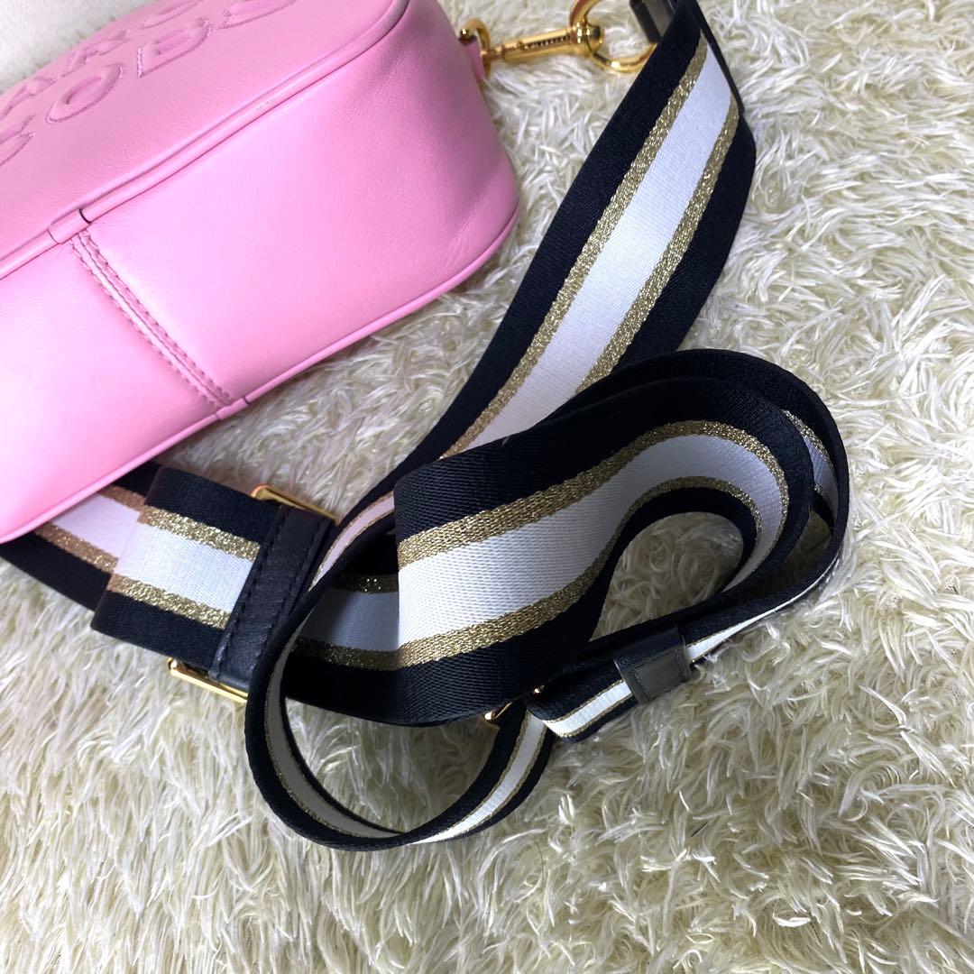 美品✨マークジェイコブス カメラバッグ ショルダー レザー エンボス 希少カラー