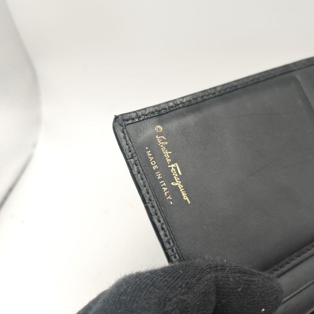 ◎サルヴァトーレフェラガモ　長財布　財布　ガンチーニ型押し　ブラック