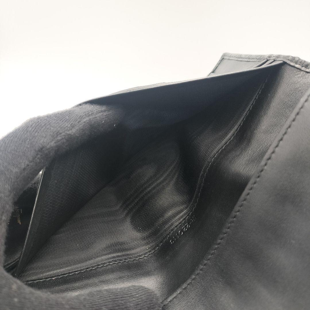 ◎サルヴァトーレフェラガモ　長財布　財布　ガンチーニ型押し　ブラック